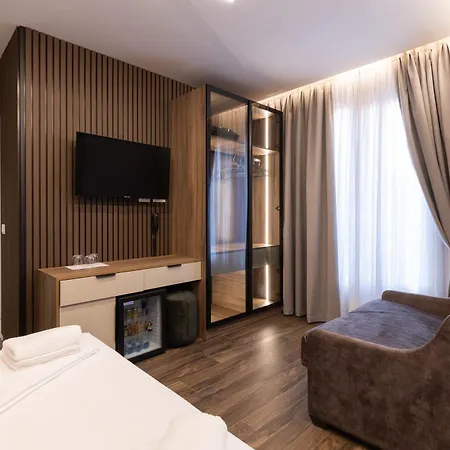 Forest Park - Nature And Calm At Kruja's Gate فندق