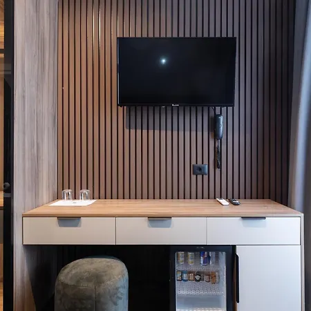 Hotel Forest Park - Nature And Calm At Kruja's Gate 4*