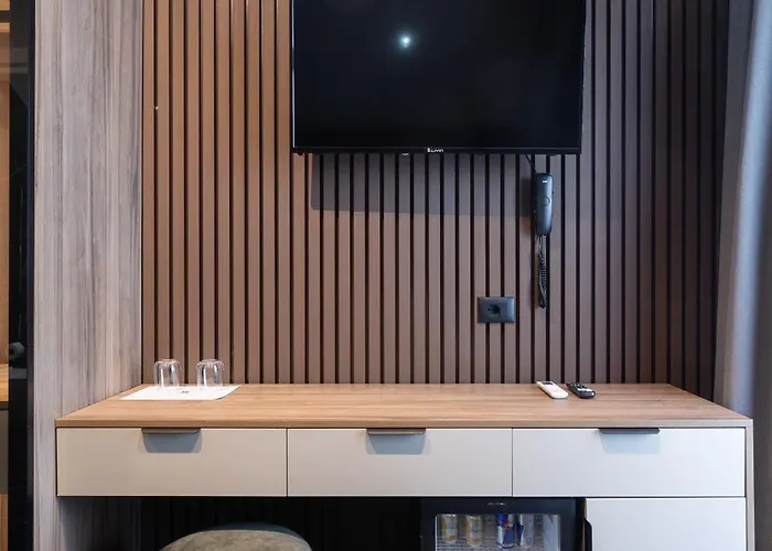 酒店 Forest Park - Nature And Calm At Kruja's Gate 4*